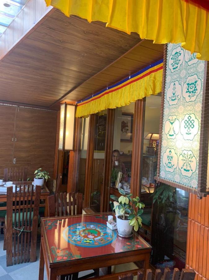 Auspiscious Him View Hotel McLeod Ganj Exterior foto